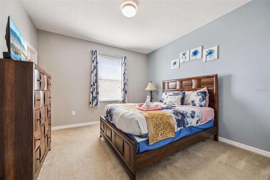 For Sale: $1,150,000 (13 beds, 10 baths, 5448 Square Feet)