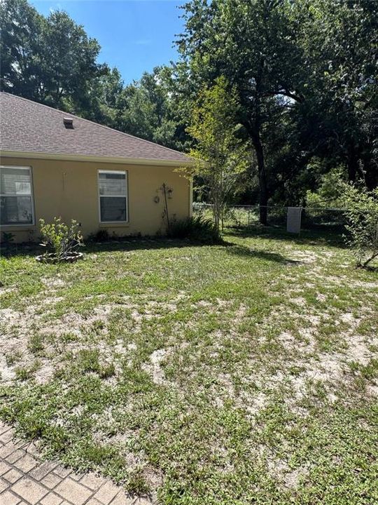 For Sale: $279,000 (3 beds, 2 baths, 1504 Square Feet)