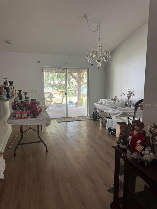 For Sale: $279,000 (3 beds, 2 baths, 1504 Square Feet)