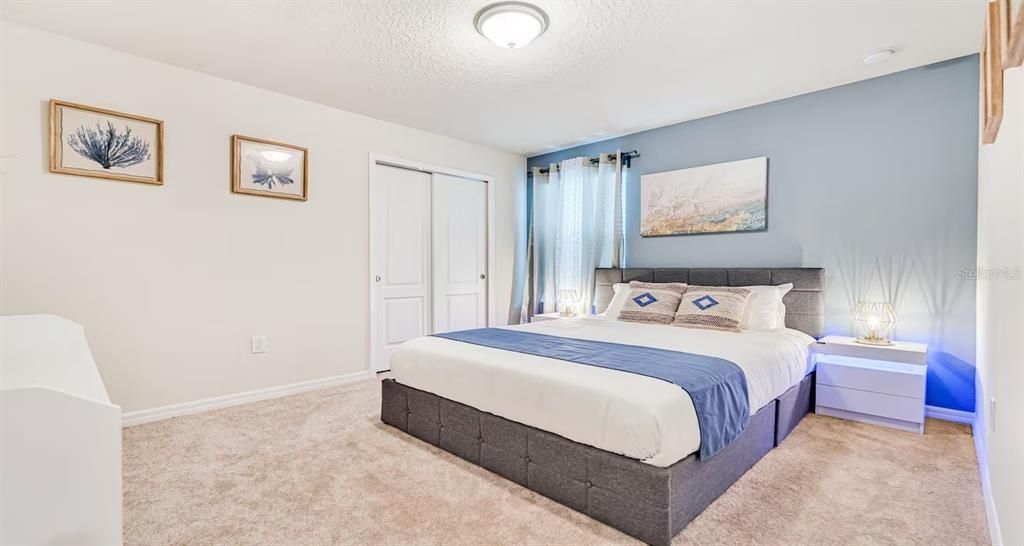 For Sale: $549,000 (7 beds, 5 baths, 3154 Square Feet)