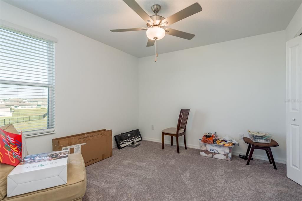 For Sale: $445,000 (5 beds, 2 baths, 2389 Square Feet)