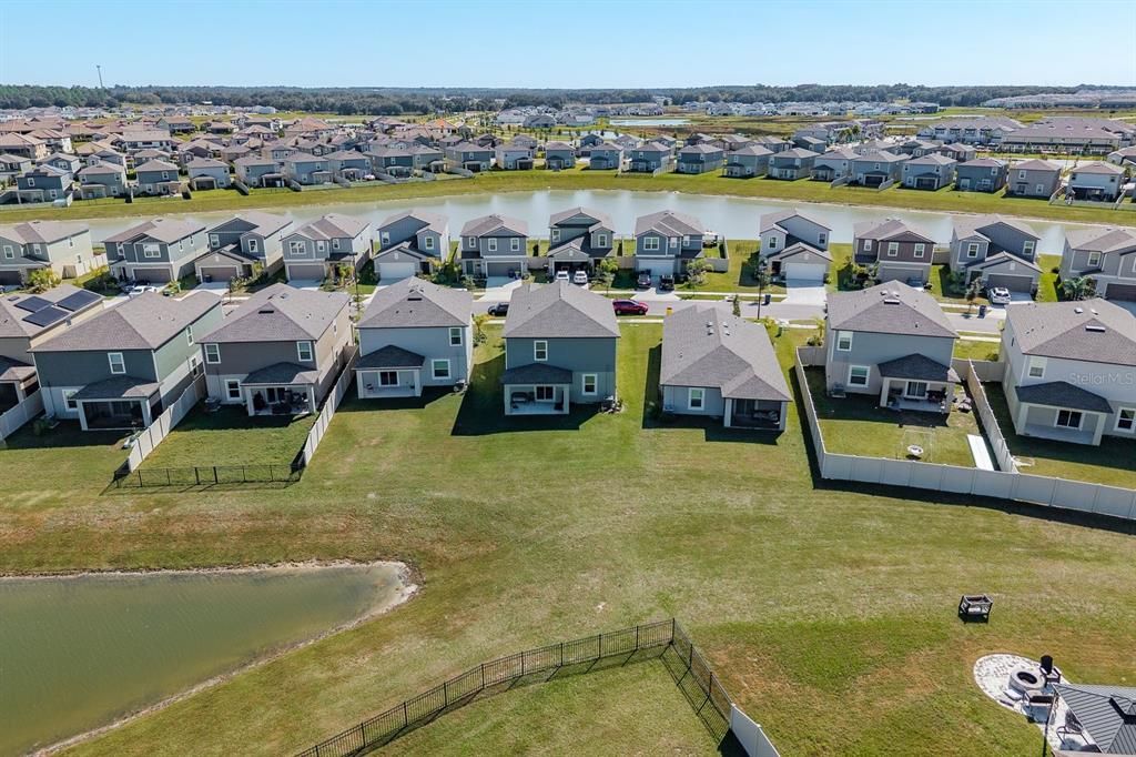 For Sale: $445,000 (5 beds, 2 baths, 2389 Square Feet)