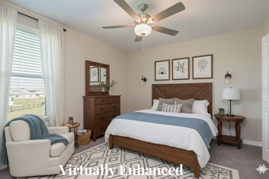 For Sale: $445,000 (5 beds, 2 baths, 2389 Square Feet)