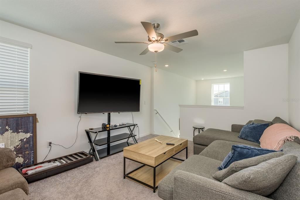 For Sale: $445,000 (5 beds, 2 baths, 2389 Square Feet)