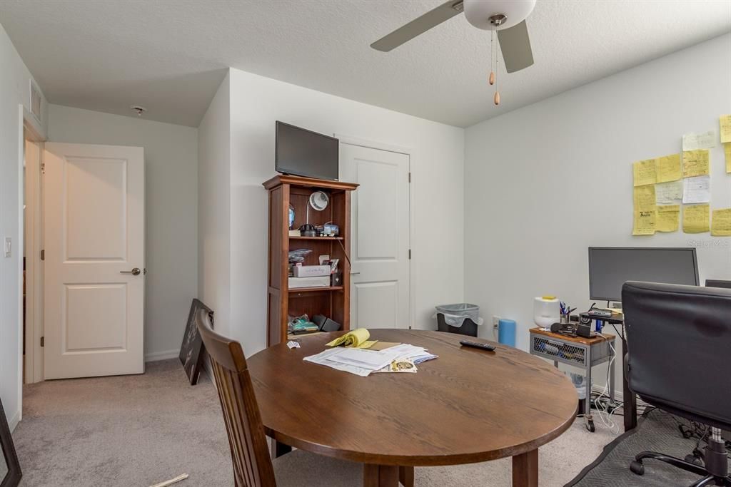 For Sale: $445,000 (5 beds, 2 baths, 2389 Square Feet)