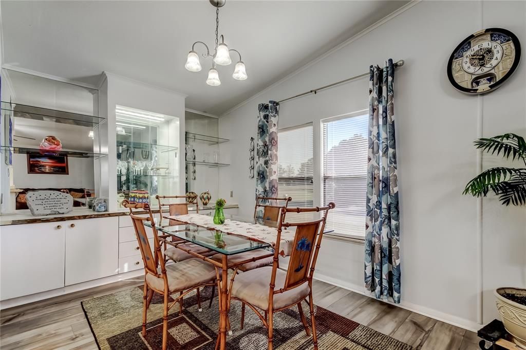 En Venta: $179,000 (2 camas, 2 baños, 1248 Pies cuadrados)