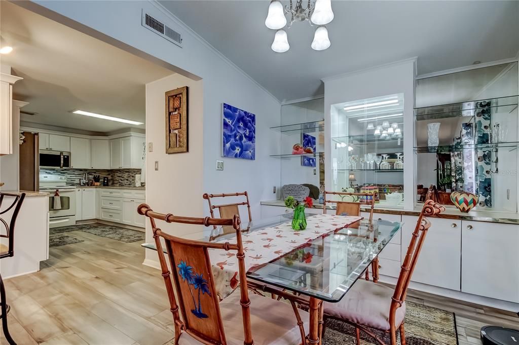 En Venta: $179,000 (2 camas, 2 baños, 1248 Pies cuadrados)