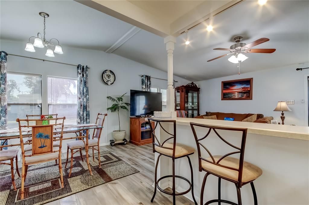 En Venta: $179,000 (2 camas, 2 baños, 1248 Pies cuadrados)