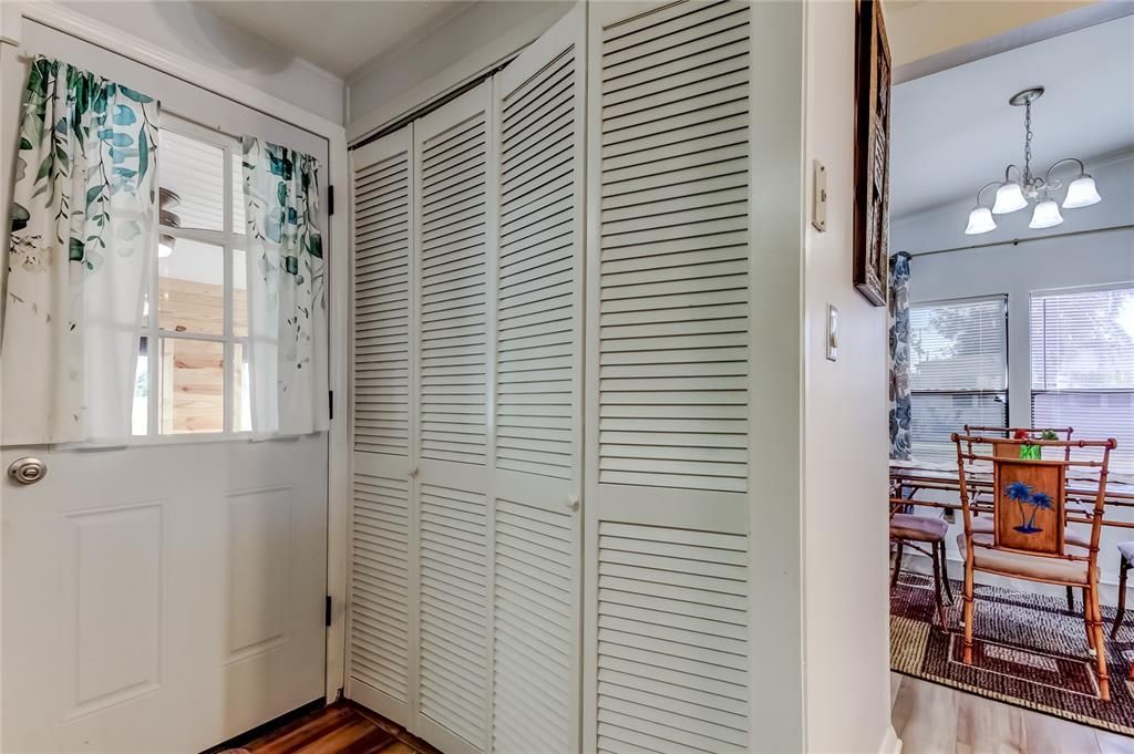 En Venta: $179,000 (2 camas, 2 baños, 1248 Pies cuadrados)