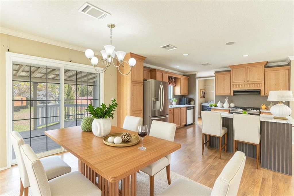 待售: $215,000 (3 贝兹, 2 浴室, 1152 平方英尺)