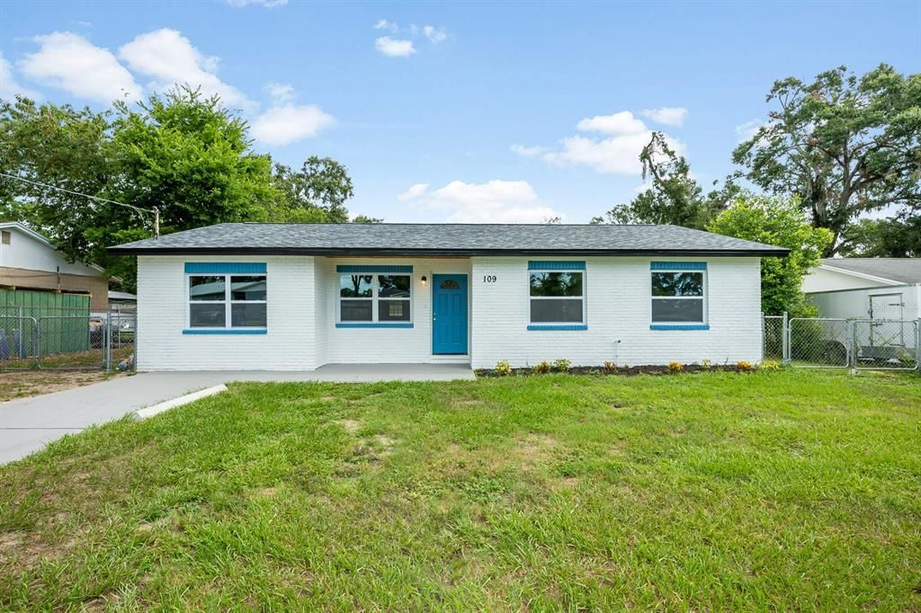 For Sale: $325,000 (3 beds, 1 baths, 1300 Square Feet)