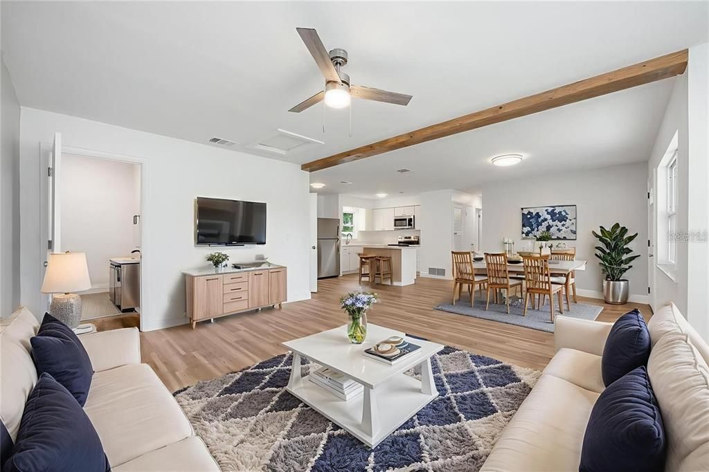 For Sale: $325,000 (3 beds, 1 baths, 1300 Square Feet)