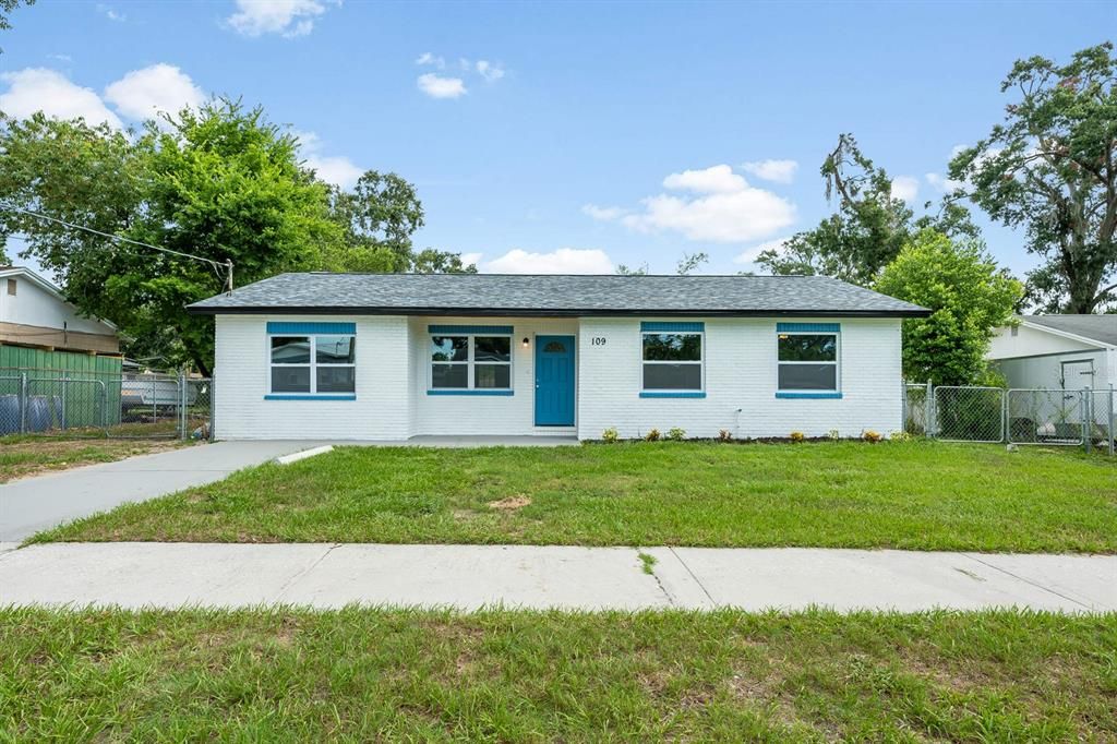 For Sale: $325,000 (3 beds, 1 baths, 1300 Square Feet)