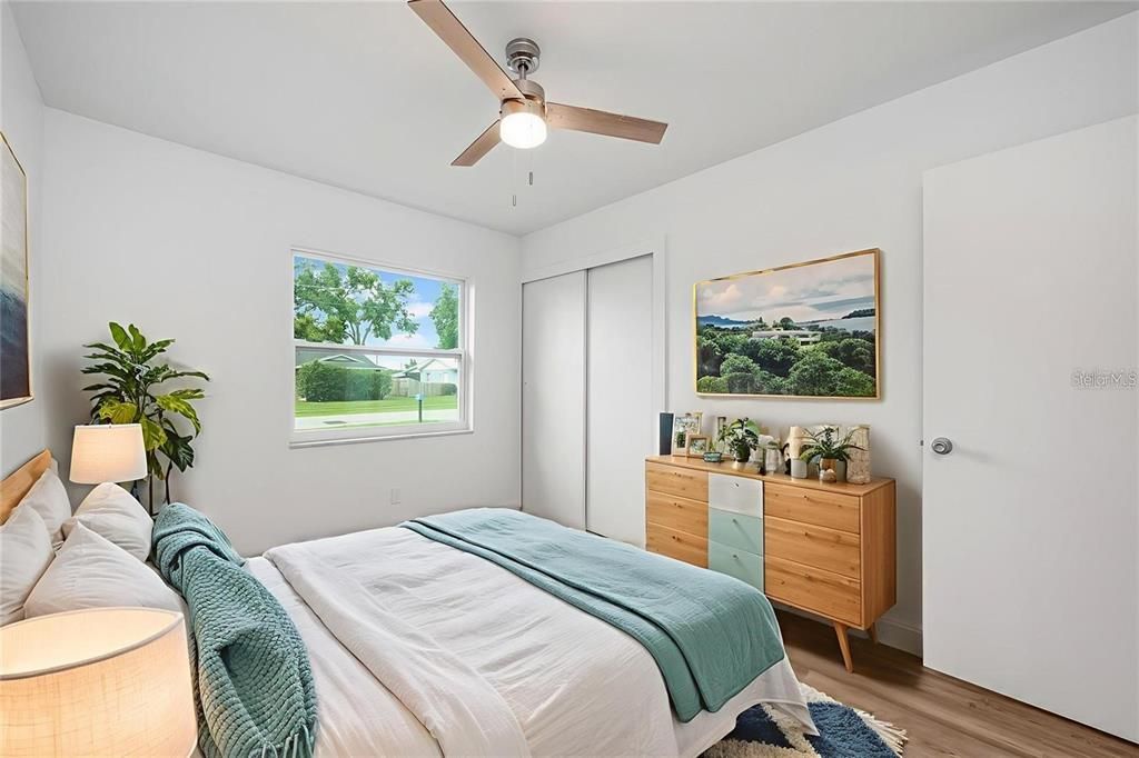 For Sale: $325,000 (3 beds, 1 baths, 1300 Square Feet)