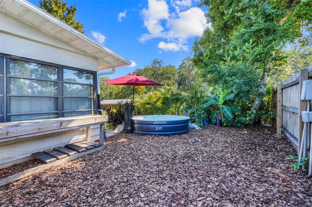 For Sale: $374,900 (2 beds, 2 baths, 1420 Square Feet)