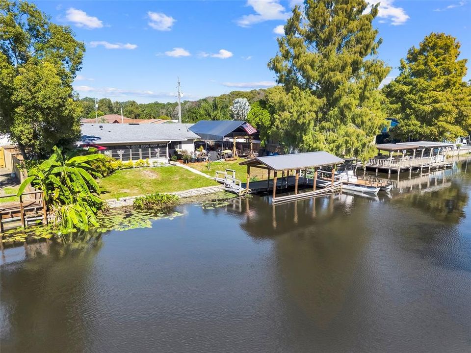 For Sale: $374,900 (2 beds, 2 baths, 1420 Square Feet)