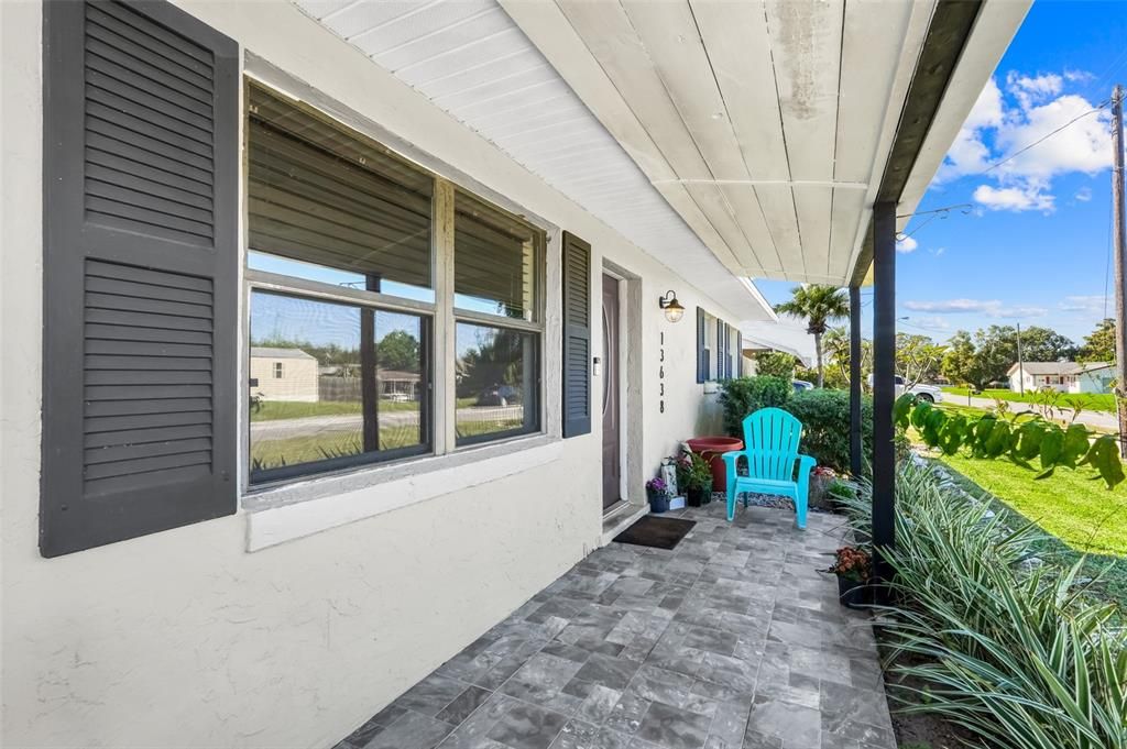 For Sale: $374,900 (2 beds, 2 baths, 1420 Square Feet)