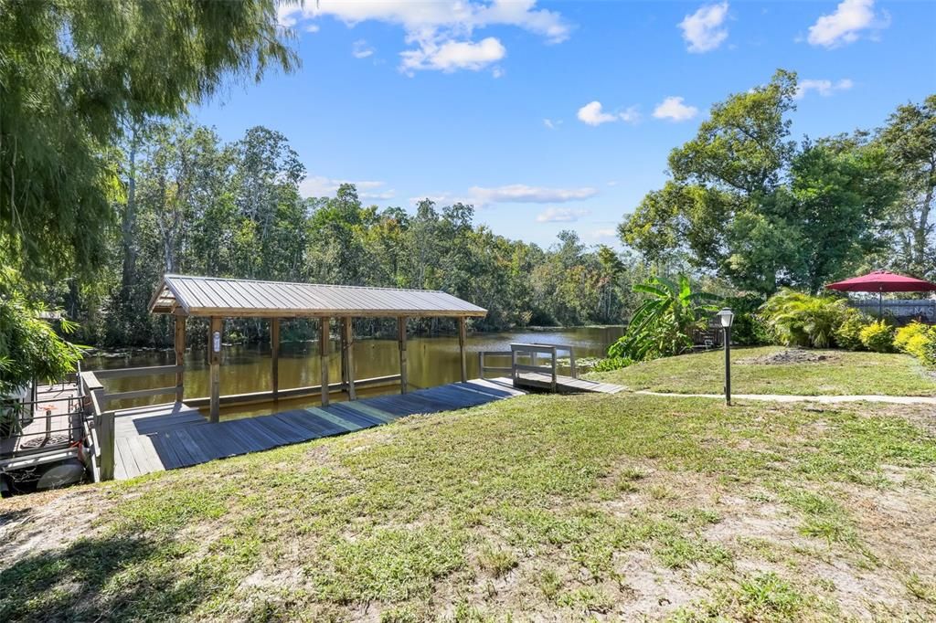 For Sale: $374,900 (2 beds, 2 baths, 1420 Square Feet)