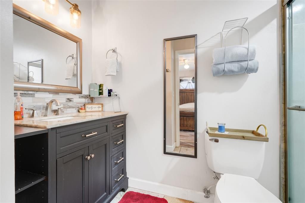 For Sale: $374,900 (2 beds, 2 baths, 1420 Square Feet)