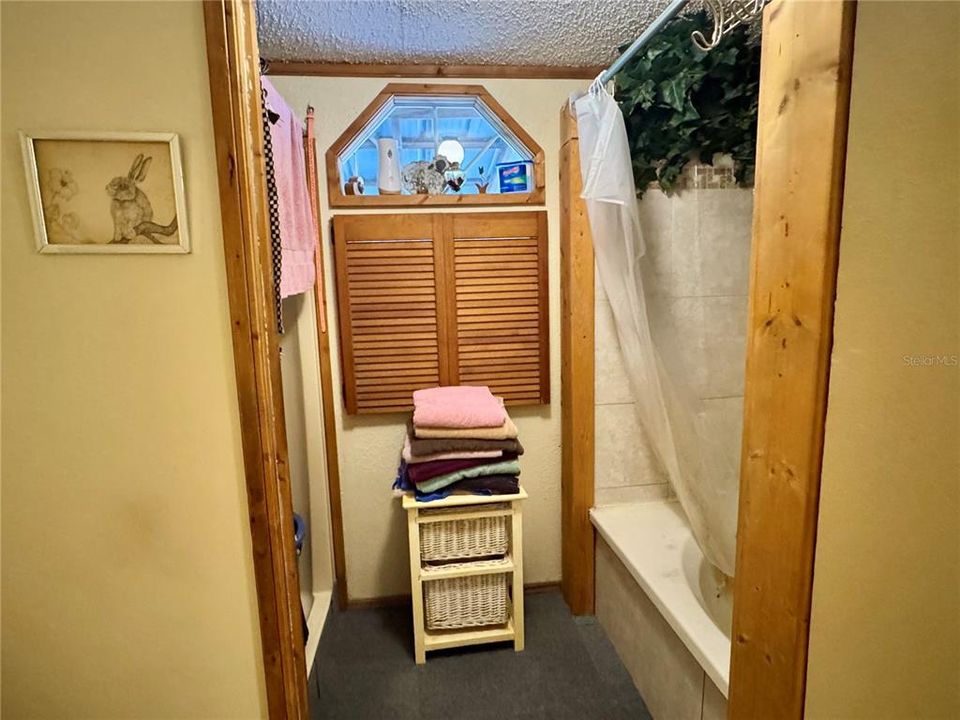 待售: $310,000 (3 贝兹, 2 浴室, 1404 平方英尺)