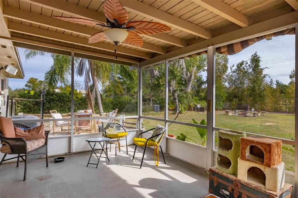 For Sale: $309,000 (3 beds, 2 baths, 1673 Square Feet)