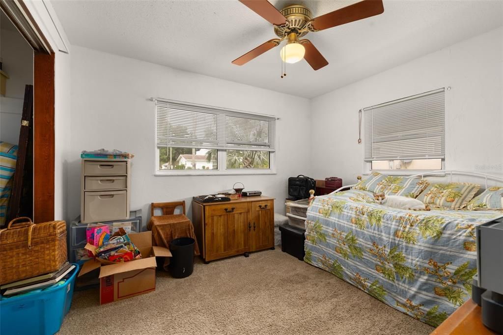 For Sale: $309,000 (3 beds, 2 baths, 1673 Square Feet)