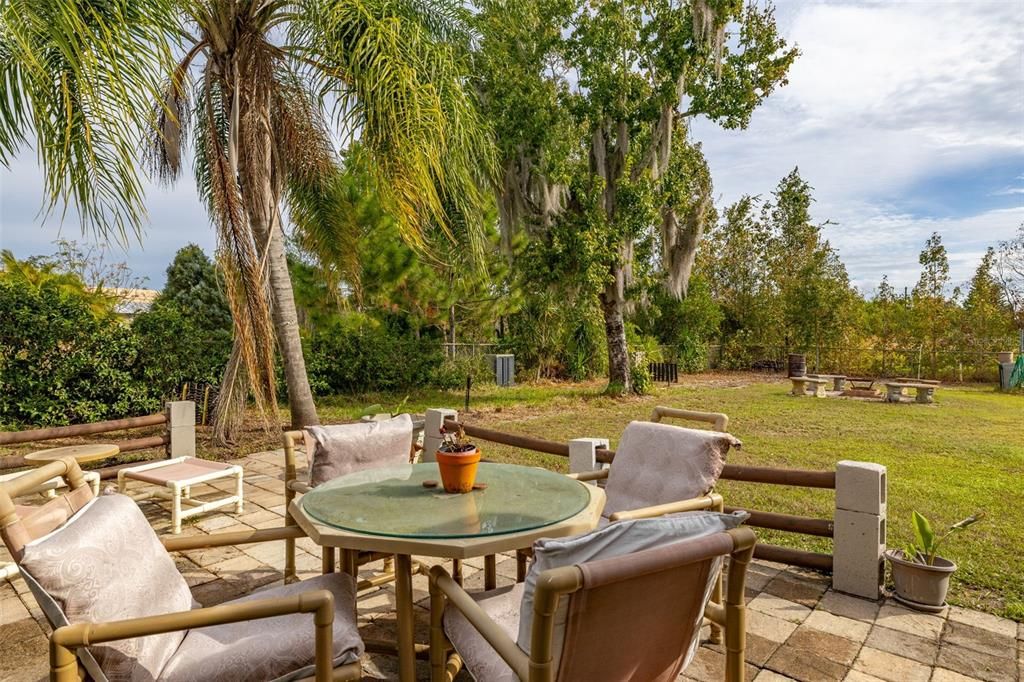 For Sale: $309,000 (3 beds, 2 baths, 1673 Square Feet)