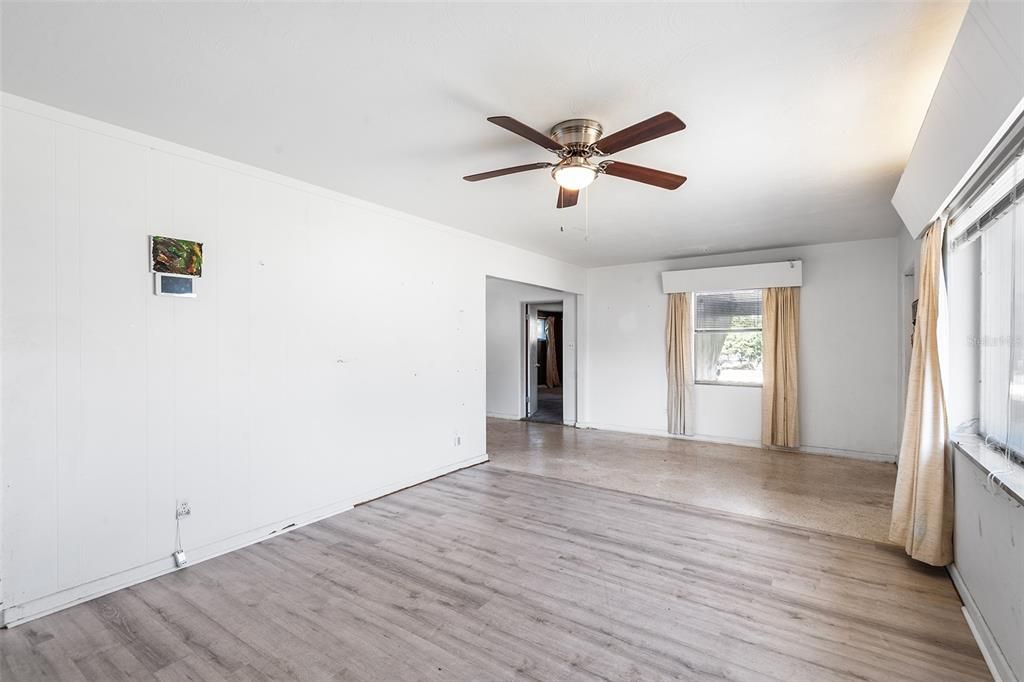 For Sale: $325,000 (4 beds, 2 baths, 2243 Square Feet)