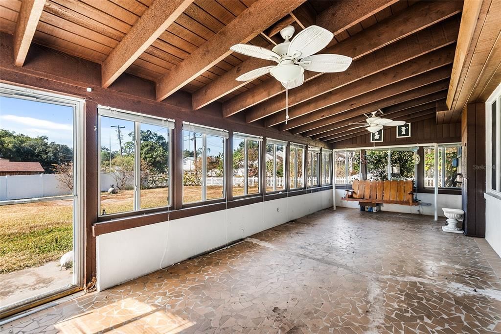 For Sale: $325,000 (4 beds, 2 baths, 2243 Square Feet)