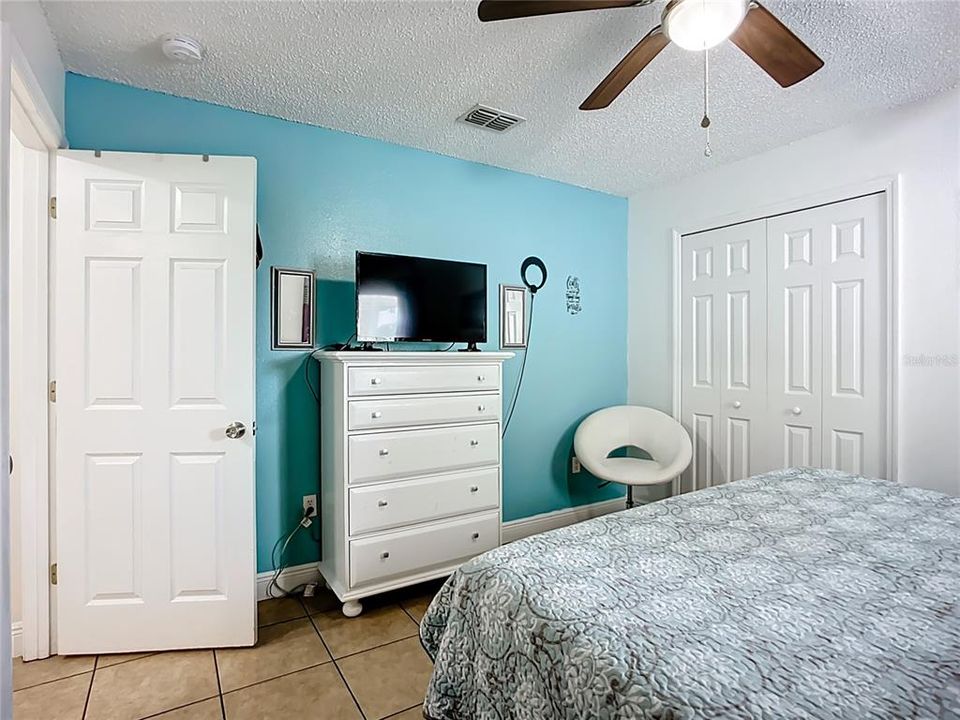 En Venta: $339,900 (3 camas, 2 baños, 1617 Pies cuadrados)