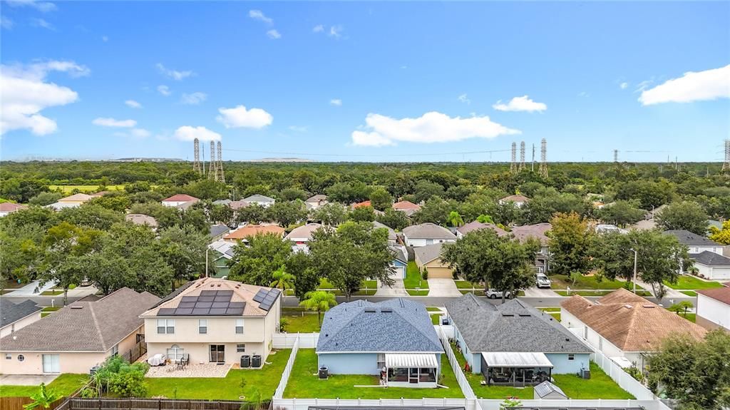 En Venta: $339,900 (3 camas, 2 baños, 1617 Pies cuadrados)