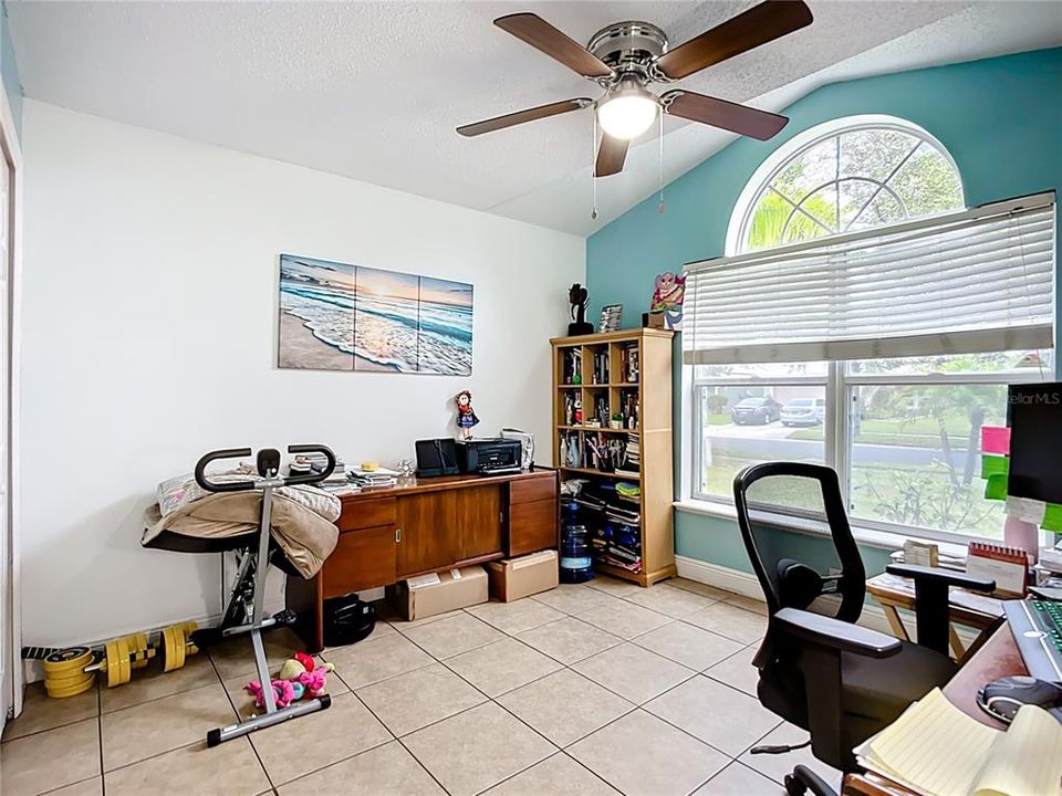 En Venta: $339,900 (3 camas, 2 baños, 1617 Pies cuadrados)