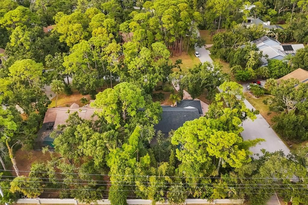 For Sale: $980,000 (4 beds, 3 baths, 2590 Square Feet)