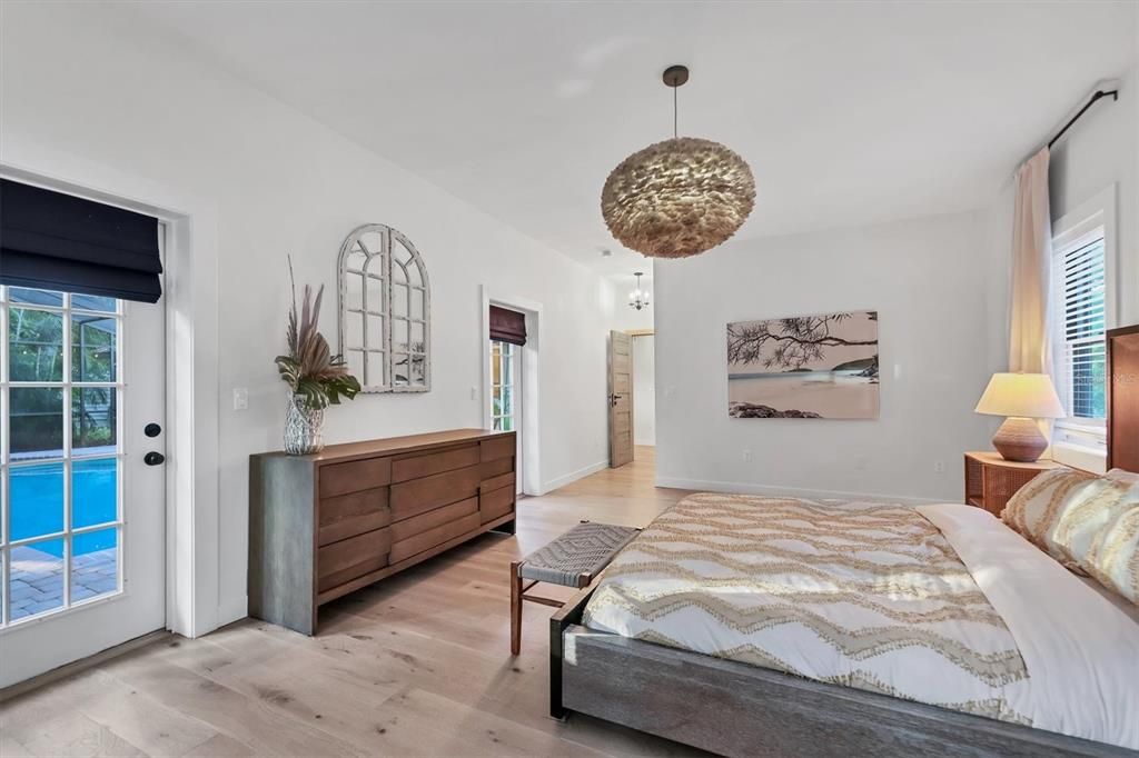 For Sale: $980,000 (4 beds, 3 baths, 2590 Square Feet)