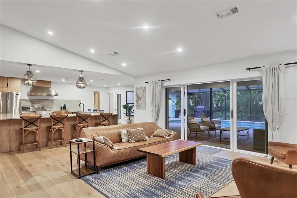 For Sale: $980,000 (4 beds, 3 baths, 2590 Square Feet)