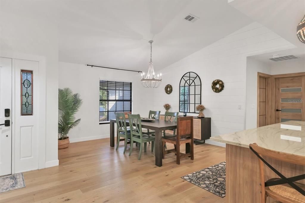 For Sale: $980,000 (4 beds, 3 baths, 2590 Square Feet)