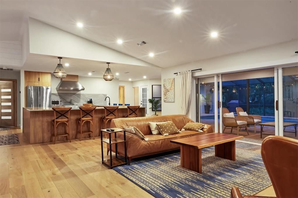 For Sale: $980,000 (4 beds, 3 baths, 2590 Square Feet)