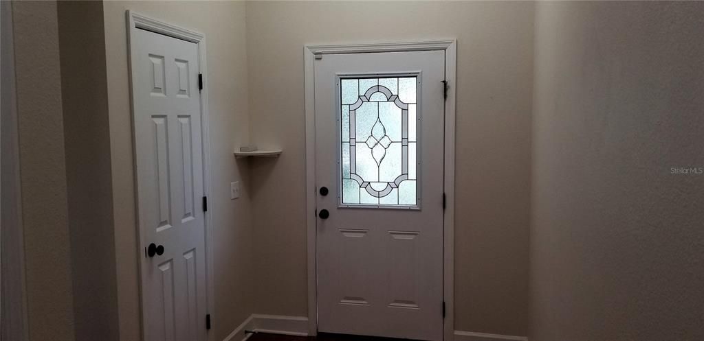 Active With Contract: $2,299 (3 beds, 2 baths, 1485 Square Feet)