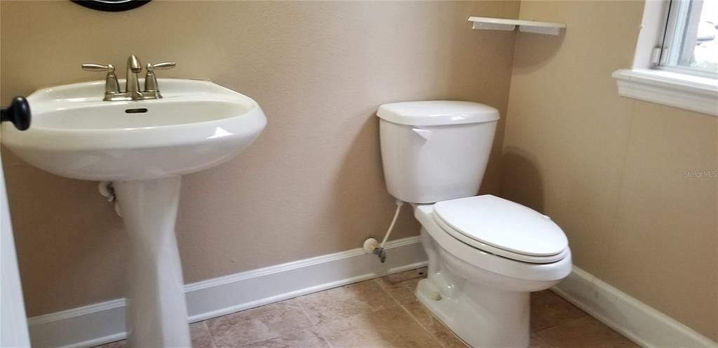 Active With Contract: $2,299 (3 beds, 2 baths, 1485 Square Feet)