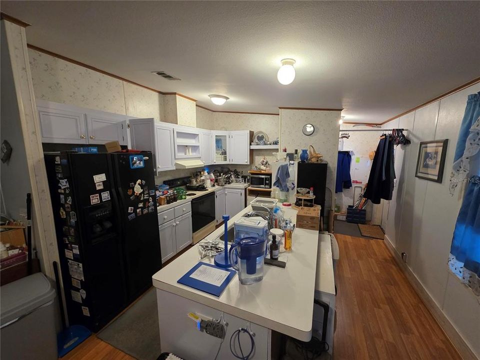 Activo con contrato: $132,000 (2 camas, 2 baños, 1296 Pies cuadrados)