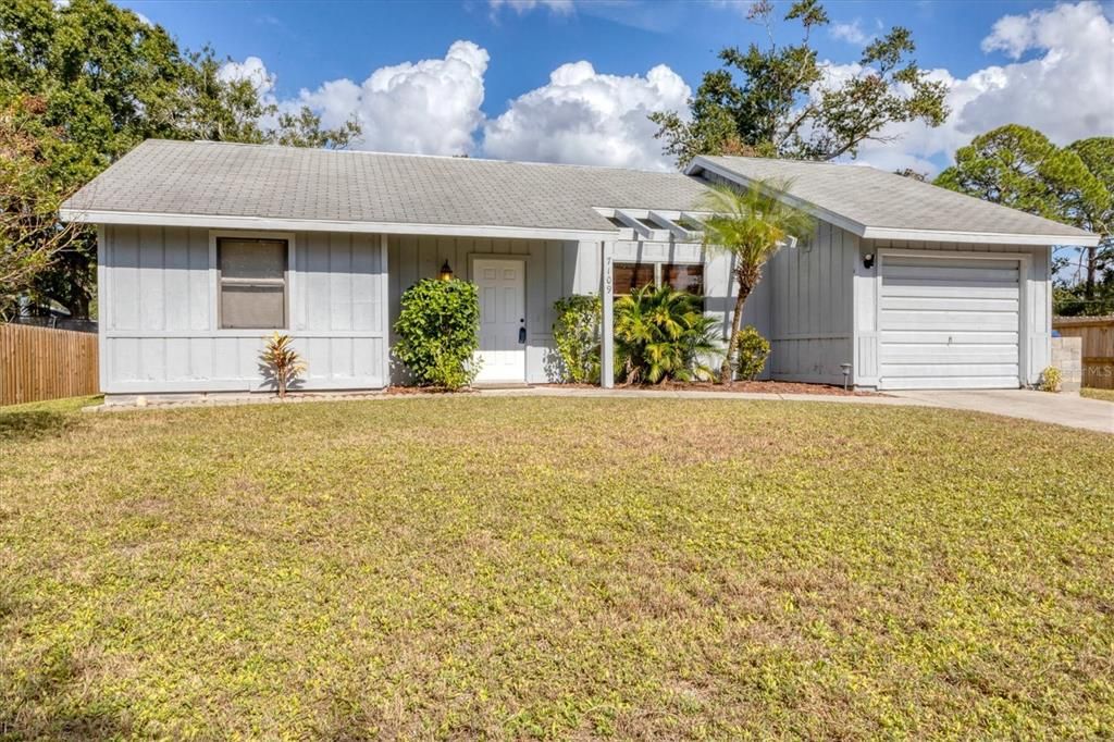 En Venta: $295,000 (2 camas, 2 baños, 1020 Pies cuadrados)