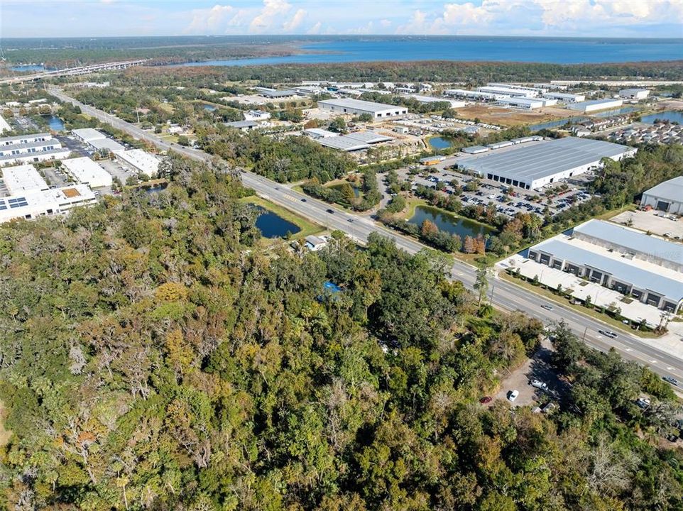 En Venta: $349,900 (0.76 acres)