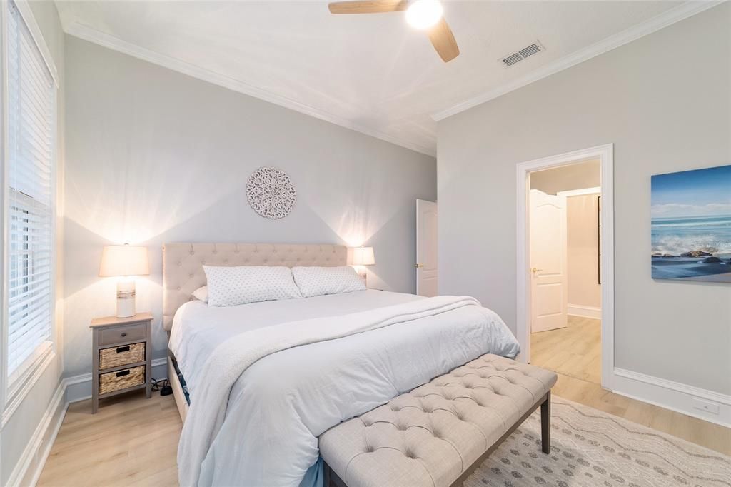 En Venta: $950,000 (4 camas, 3 baños, 2583 Pies cuadrados)