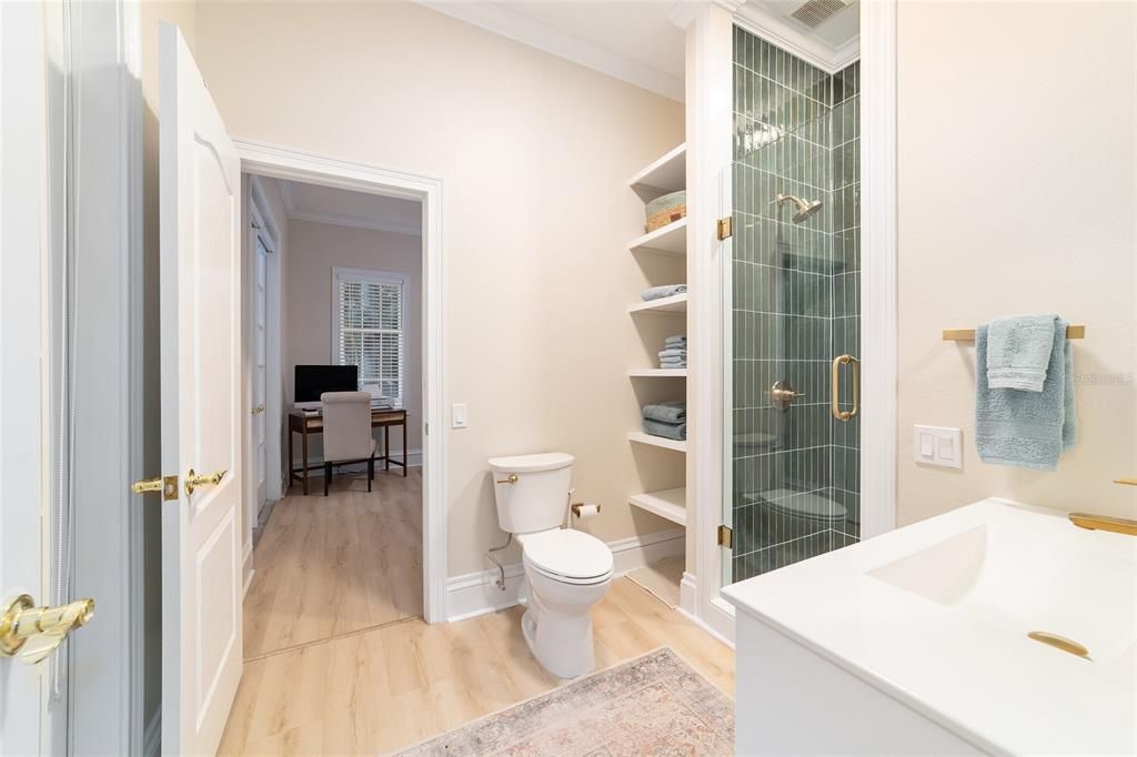 En Venta: $950,000 (4 camas, 3 baños, 2583 Pies cuadrados)