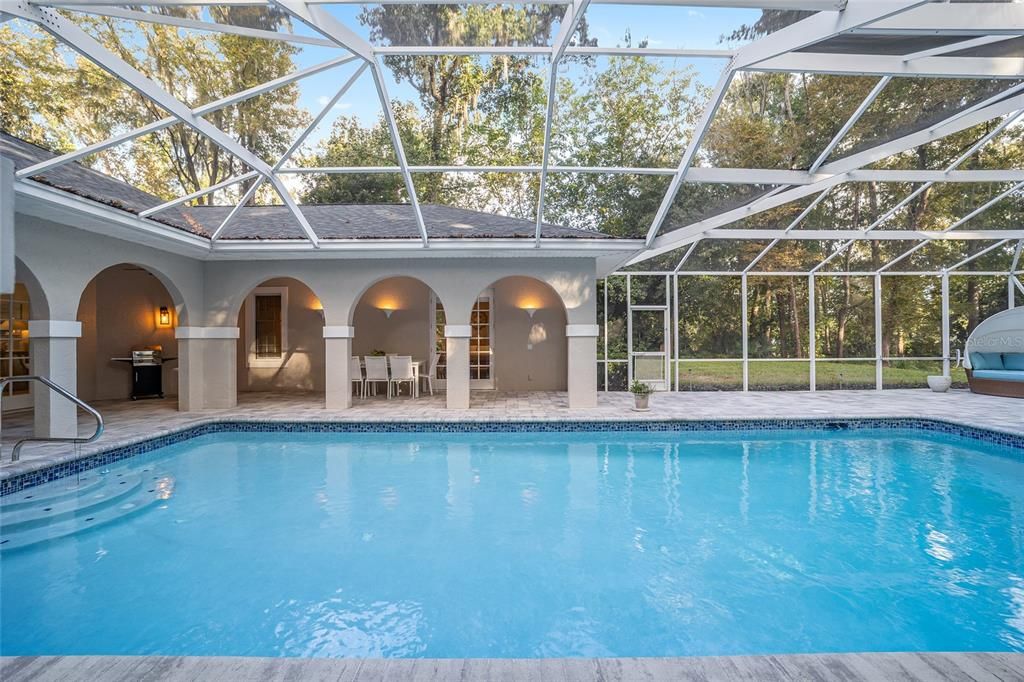 En Venta: $950,000 (4 camas, 3 baños, 2583 Pies cuadrados)