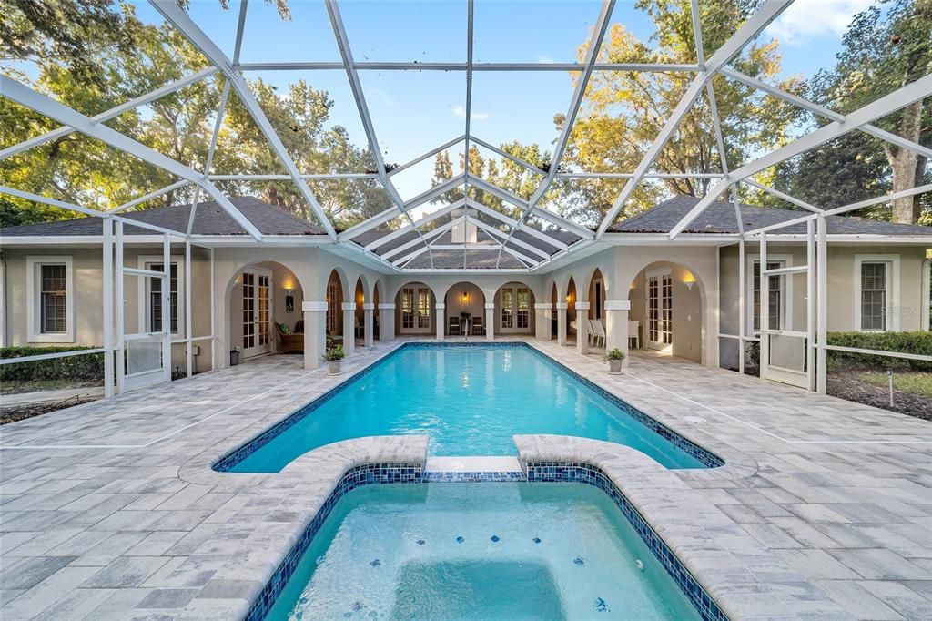 En Venta: $950,000 (4 camas, 3 baños, 2583 Pies cuadrados)