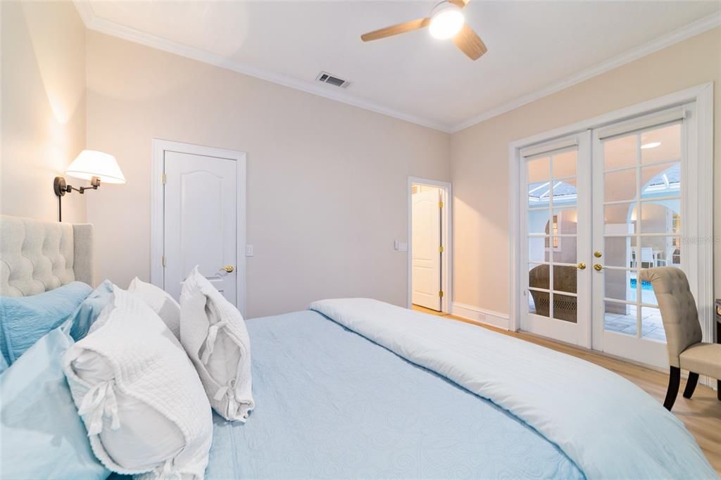 En Venta: $950,000 (4 camas, 3 baños, 2583 Pies cuadrados)