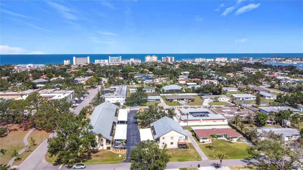 待售: $305,000 (2 贝兹, 2 浴室, 941 平方英尺)