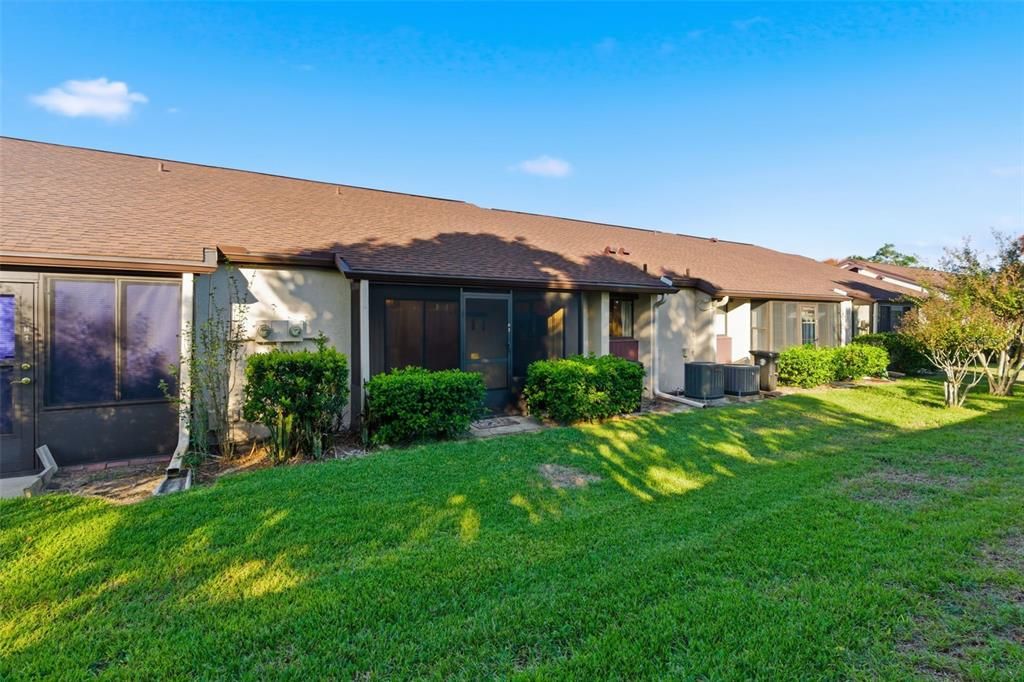 For Sale: $170,000 (2 beds, 2 baths, 1049 Square Feet)