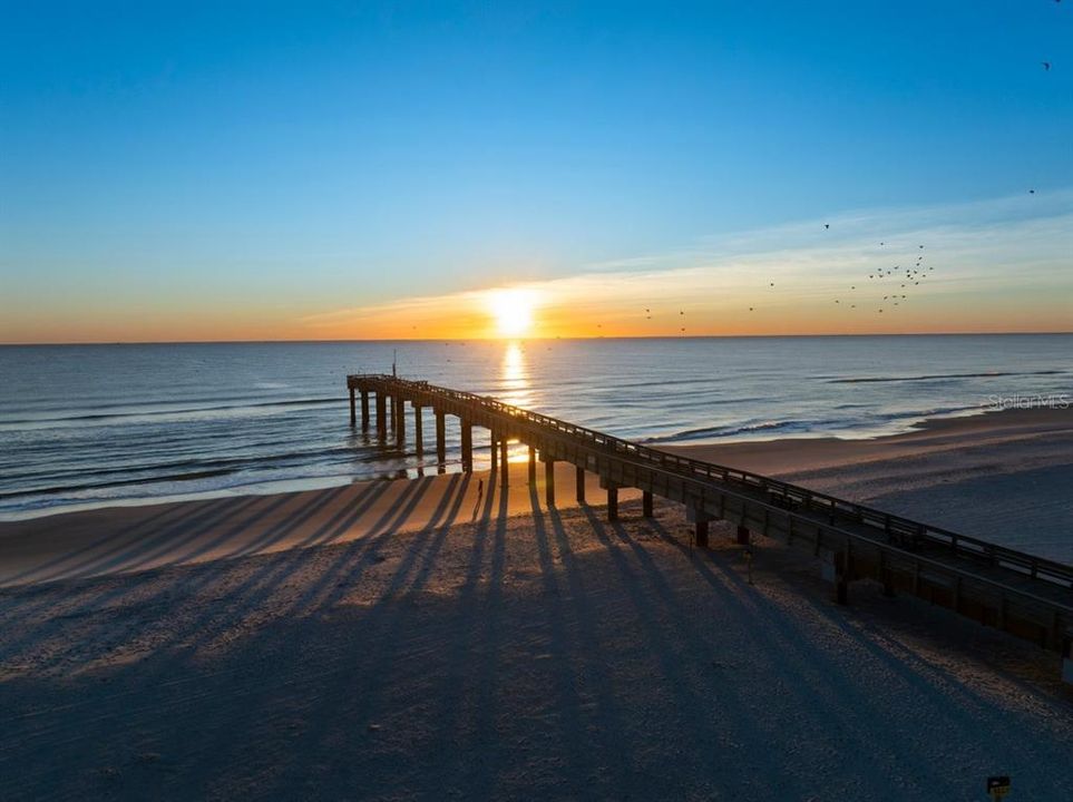 Active With Contract: $849,000 (3 beds, 2 baths, 1003 Square Feet)